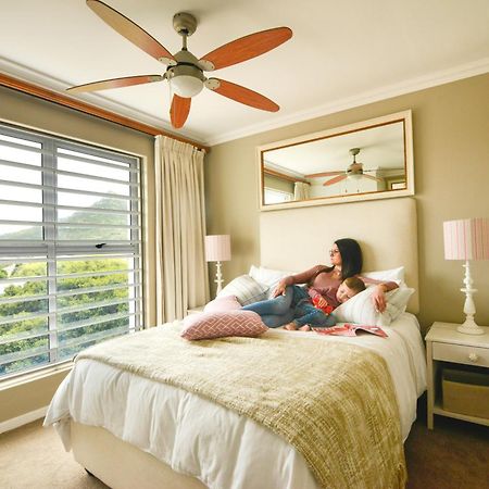 Dk Villas 1 Harbour View Hout Bay Bagian luar foto