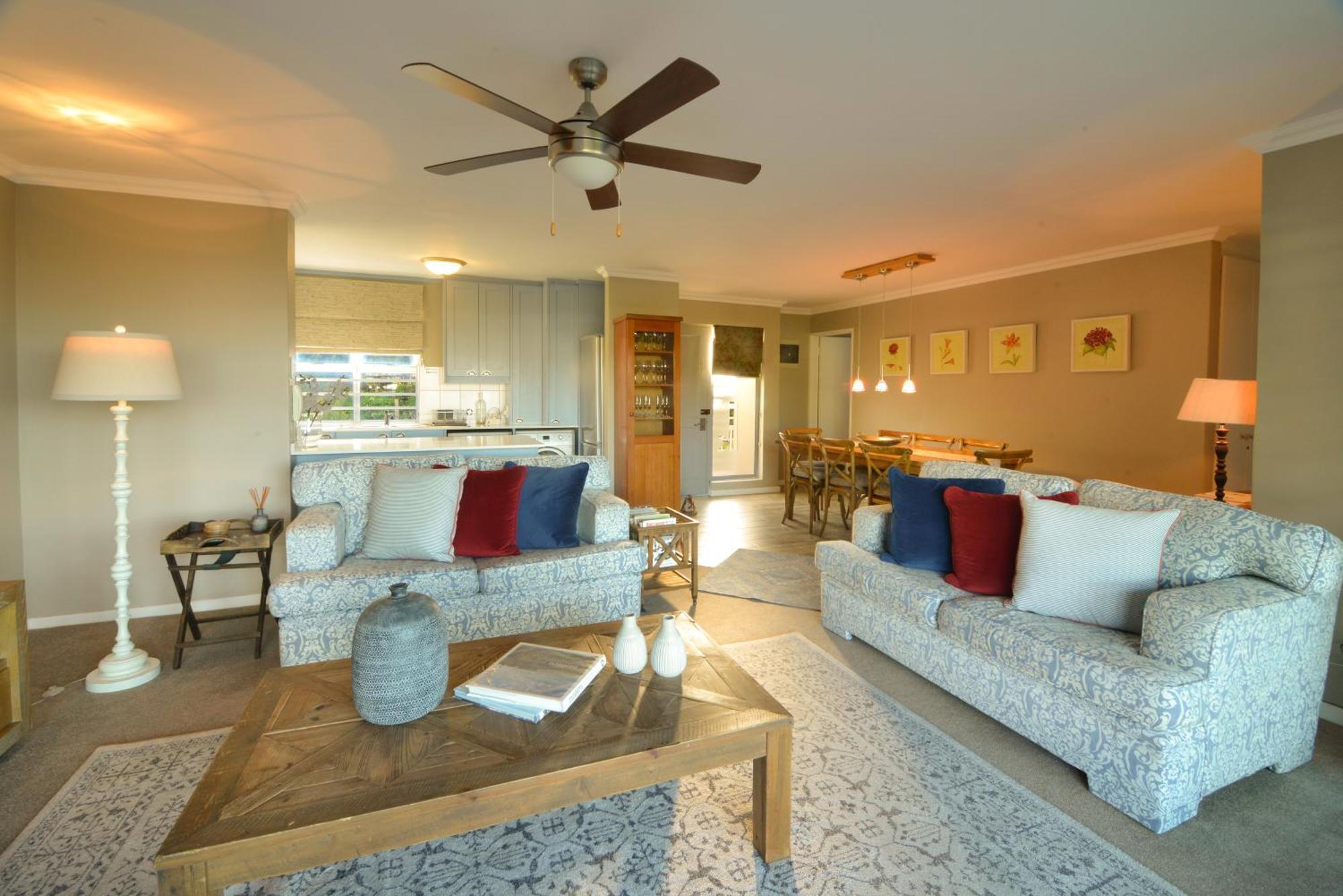Dk Villas 1 Harbour View Hout Bay Bagian luar foto