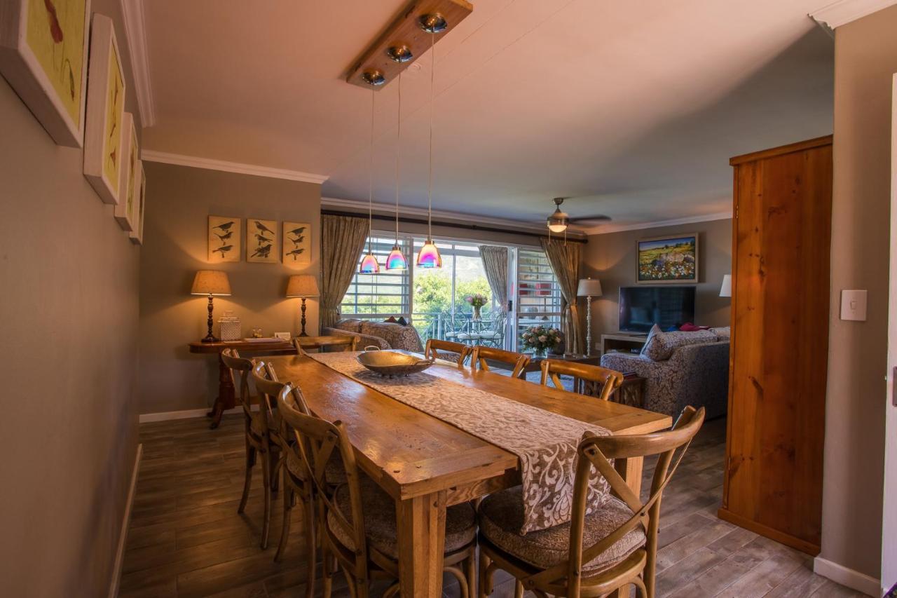 Dk Villas 1 Harbour View Hout Bay Bagian luar foto